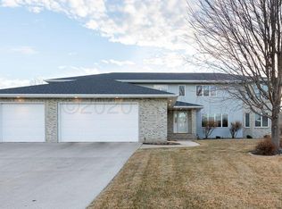 1178 47th Ave N, Fargo, ND 58102