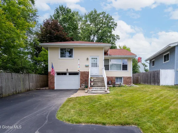 2 Kaine Terrace, Albany, NY 12208