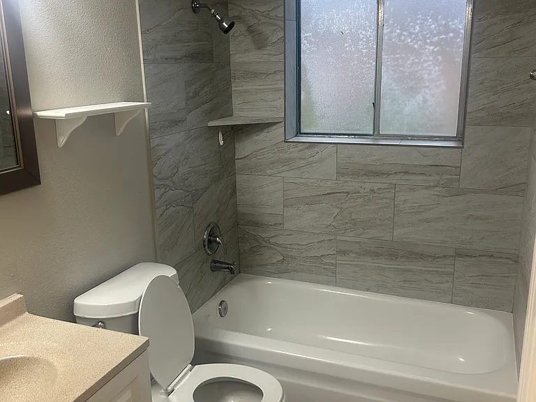 5114 Scottwood Dr — Photo 8