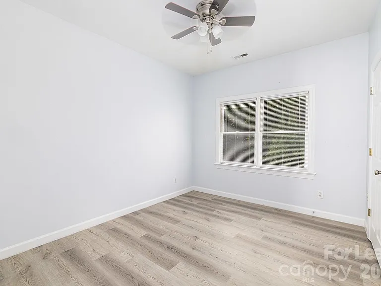 5238 Downing Creek Dr — Photo 27