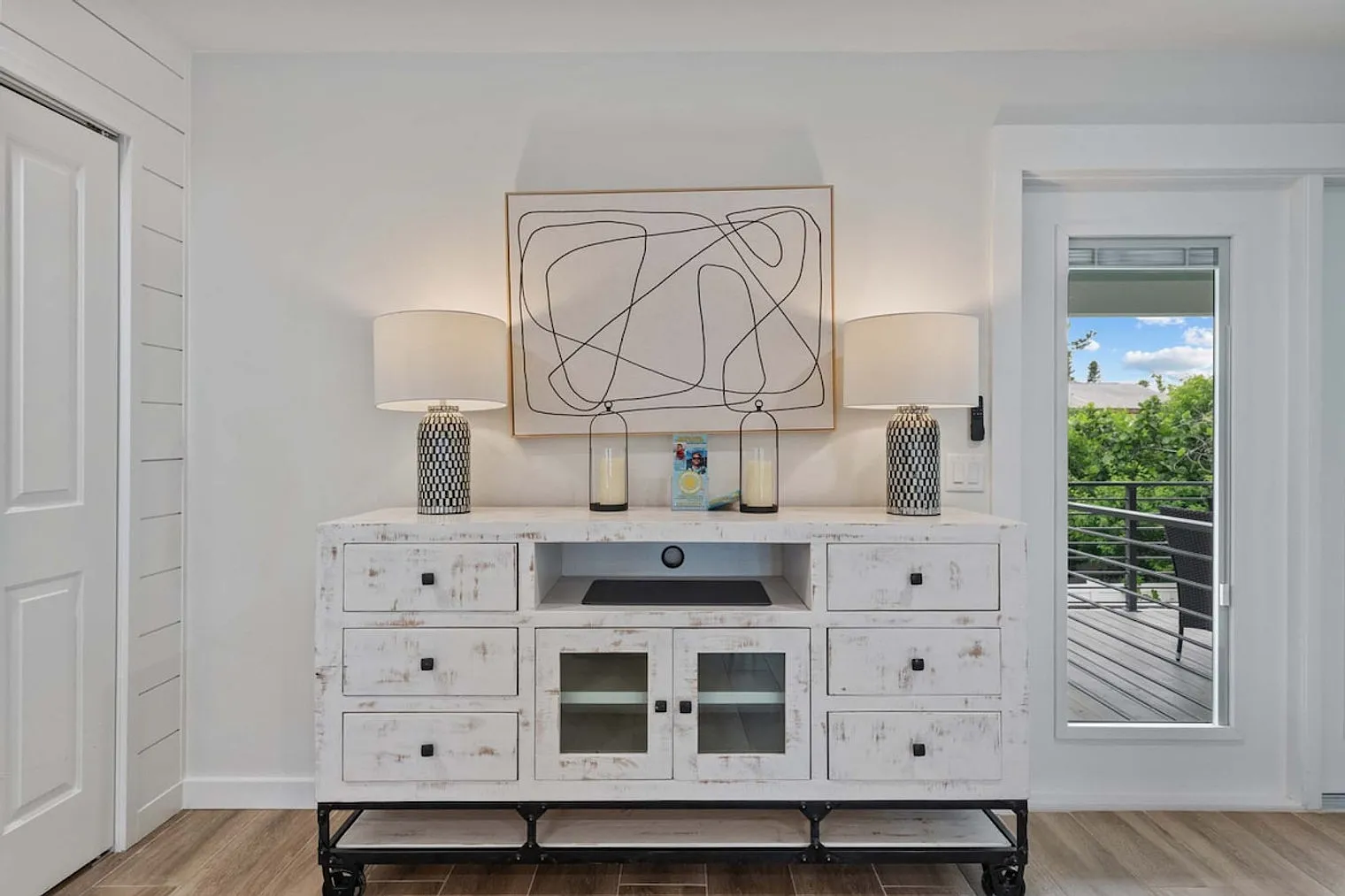 4 bed, 3.0 bath, 2335 sqft, $39,862 — Photo 4