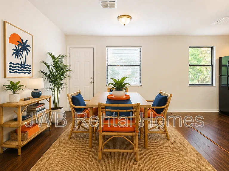 3562 Drexel St — Photo 5