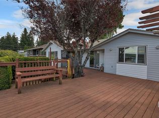 558 Alder St, Campbell River, BC V9W 2P1