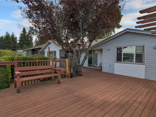 558 Alder St, Campbell River, BC V9W 2P1