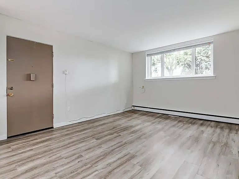 2627 Lacon St #2 — Photo 8