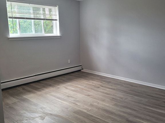 5th image of 400 S 5th St #A9