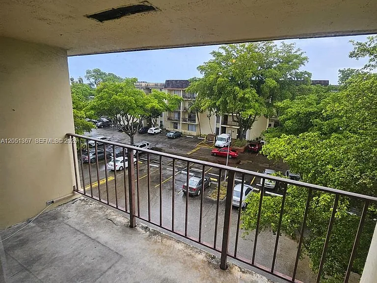 12035 NE 2nd Ave #A409 — Photo 10