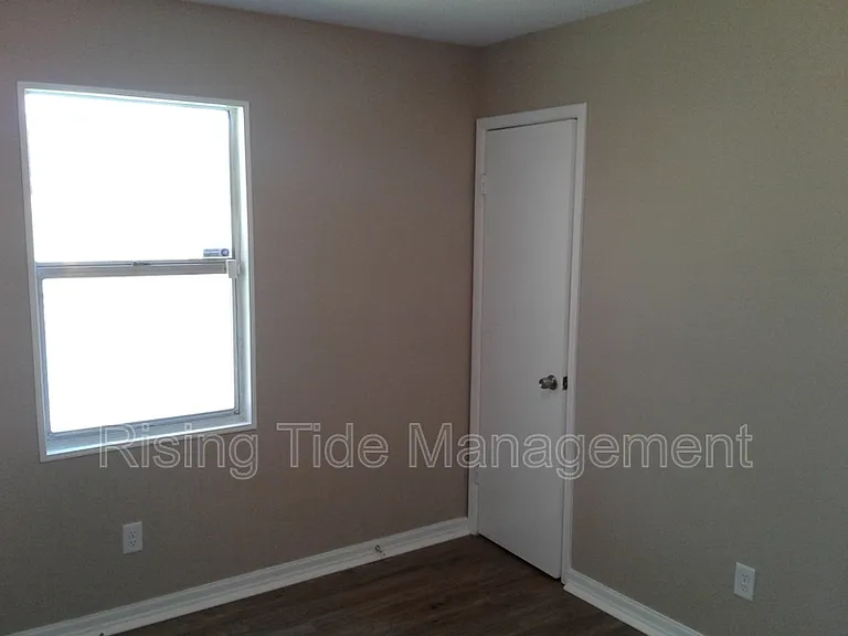 6109 Shady Ln — Photo 9