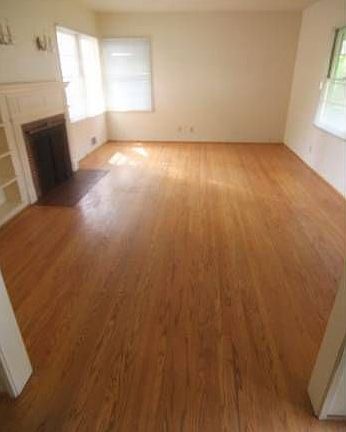 2nd image of 1116 E Providencia Ave