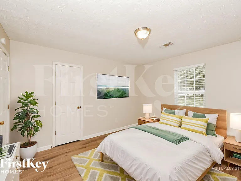 5255 Hillcrest Glenn Dr — Photo 14