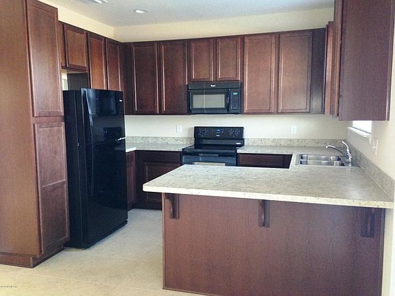 4Lot42Kitchen122614
