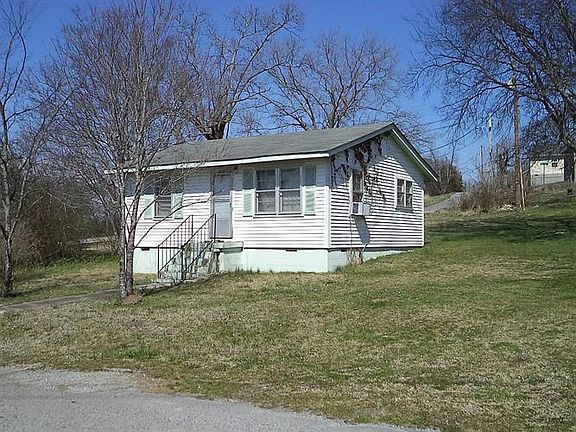 2nd image of 223 Wood Dr