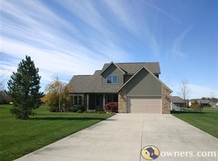 6681 Catamaran Dr, Huntsville, OH 43324