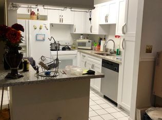 9006 SW 137th St APT E, Miami, FL 33176