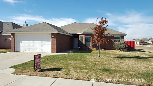 1002 Oshkosh Ave Photo 1