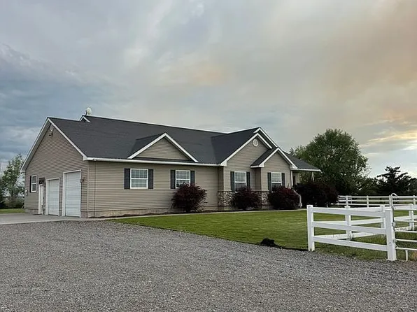 2140 E 200 N, Saint Anthony, ID 83445