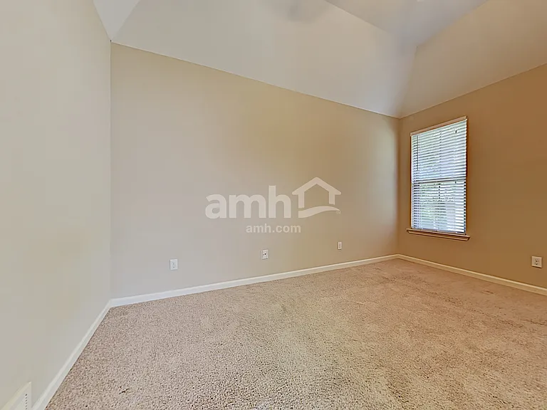 4957 Shira Dr — Photo 12