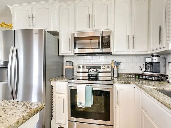 4th image of 207 Sandpebble Pl