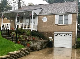 11026 Azalea Dr, Pittsburgh, PA 15235