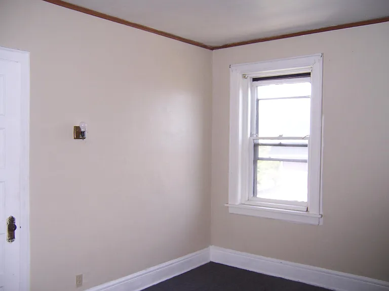 41 Lafayette Ave #4 — Photo 4