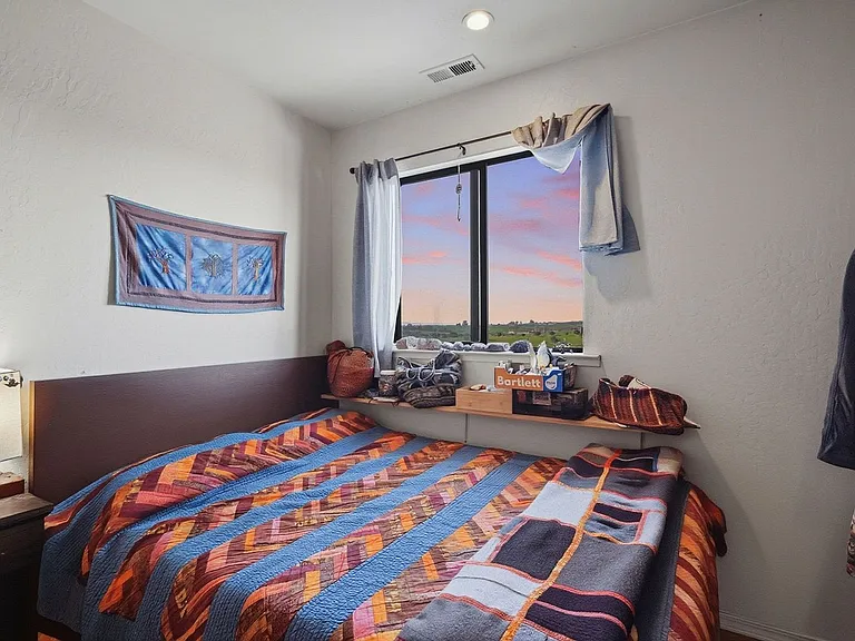229 Silver Leaf Dr #B — Photo 13