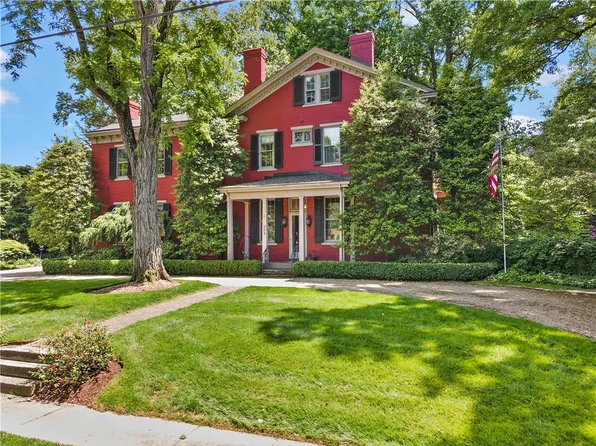 204 Edgeworth Ln, Sewickley, PA 15143