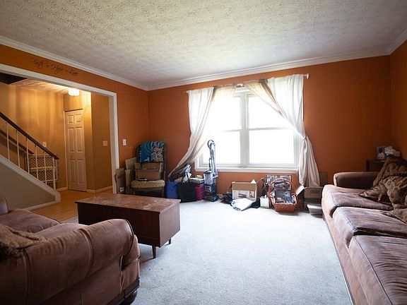 4th image of 908 Belsage Ct