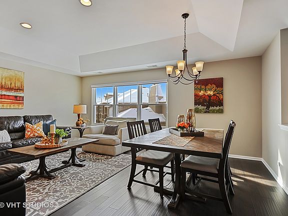 2nd image of 1942 Crenshaw Cir
