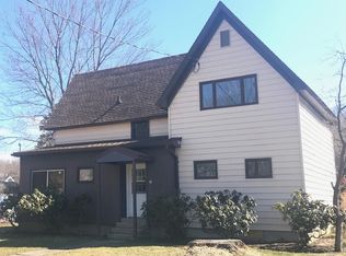 42 Broadway Rd, Gowanda, NY 14070