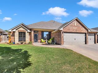8609 NW 112th St, Oklahoma City, OK 73162