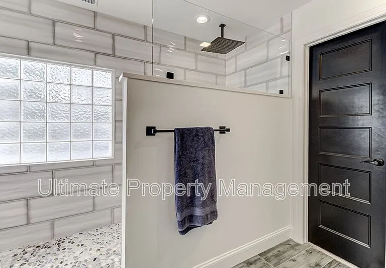 7022 Cayman Ct — Photo 21