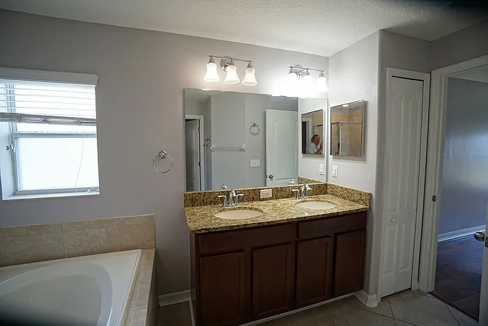 12337 Ballentrae Forest Dr — Photo 14