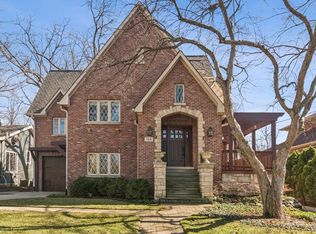 (Undisclosed Address), Barrington, IL 60010