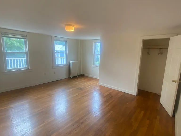 151 Auburn St #2 — Photo 2