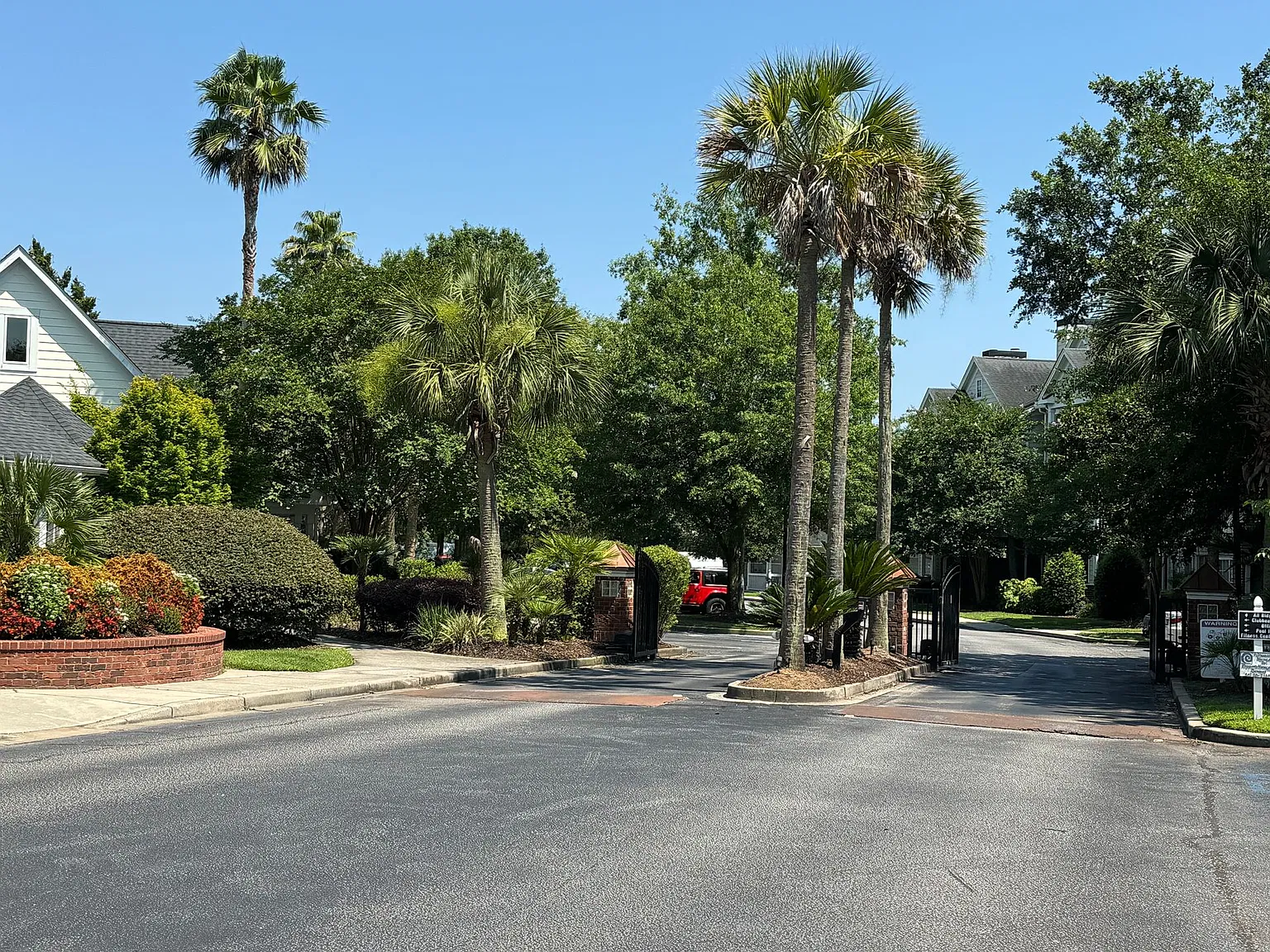 45 Sycamore Avenue — Photo 3