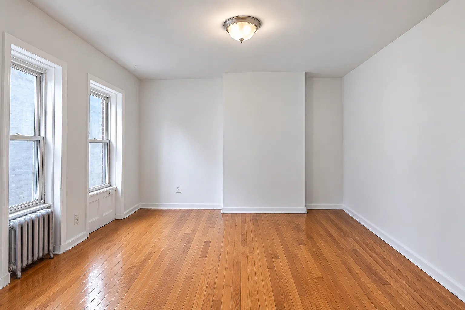 796 Lincoln Place — Photo 4