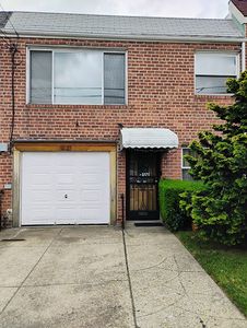 5223 74th St, Elmhurst, NY, 11373