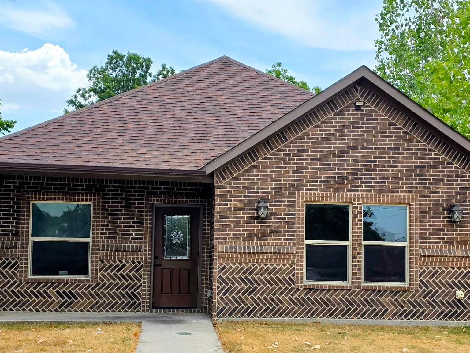 3 bed, 1520 sqft, $2,200 — Photo 1
