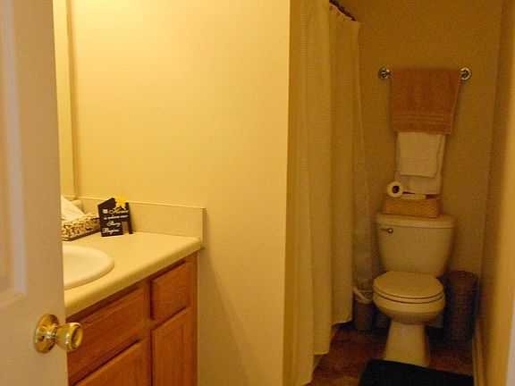 hall full bath