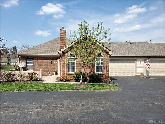 2nd image of 23 Edinburgh Village Dr