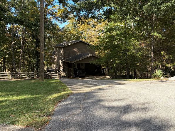 122 Pineland Ln