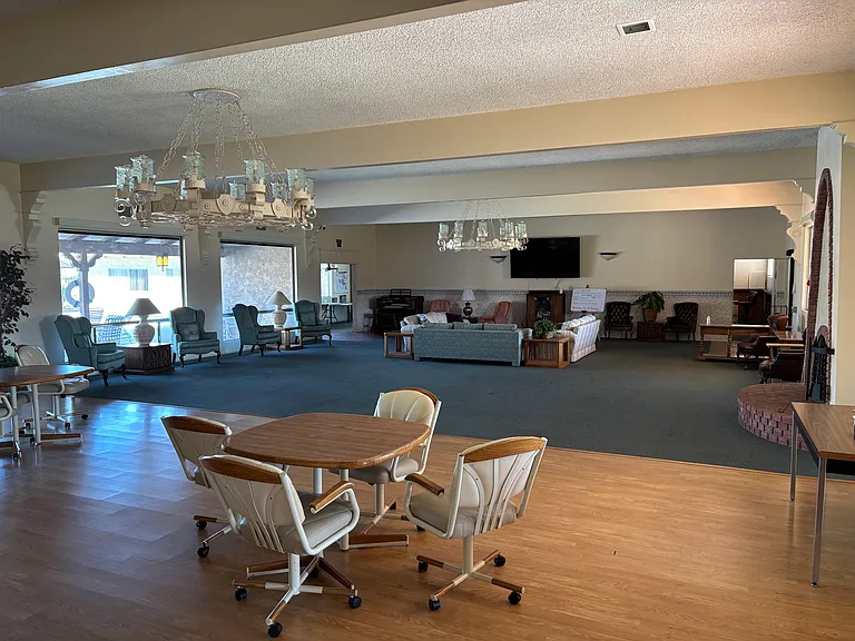 Casa Del Rio Mobile Estates — Photo 22