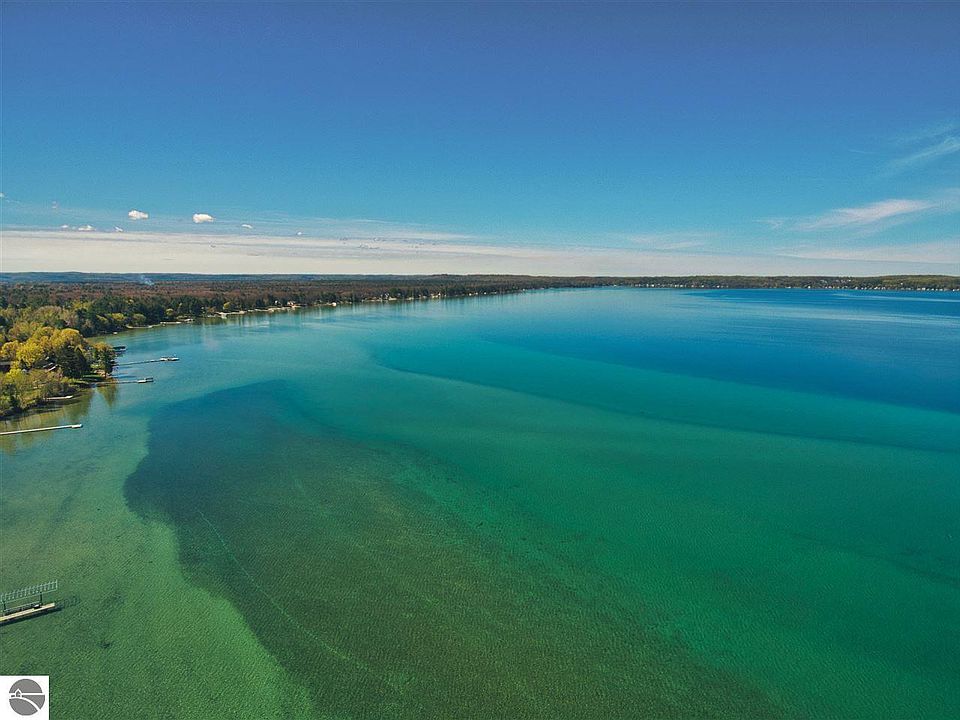 1st image of 00 SE Torch Lake Dr