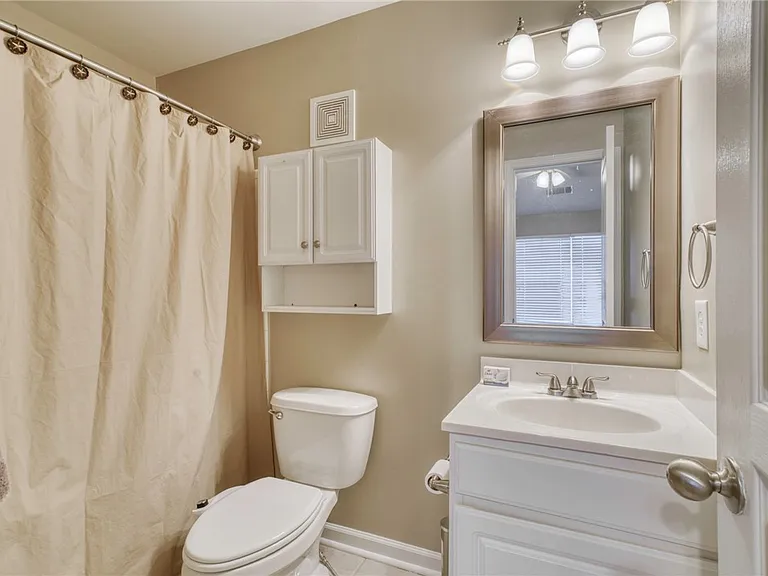 1725 Harvey Mitchell Pkwy S #2124 — Photo 11