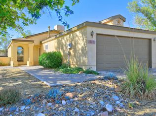 1820 Lee Loop NE, Rio Rancho, NM 87144