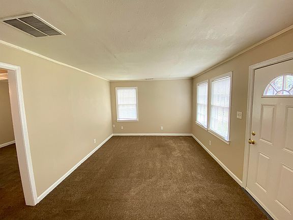 5th image of 3211 Sunrise St