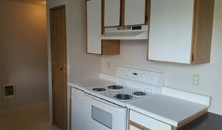 2933 SE 38th Ct — Photo 9