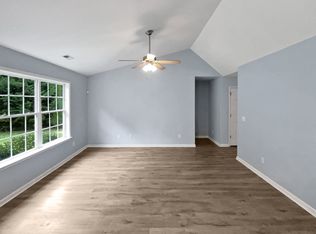 522 Pennyfields Ln, Clover, SC 29710