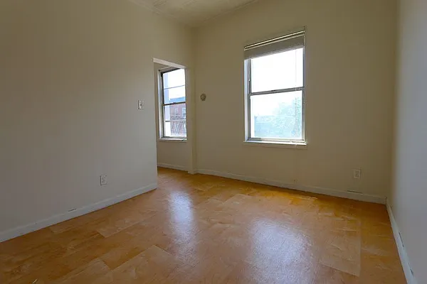 Rented by Compass | media 12