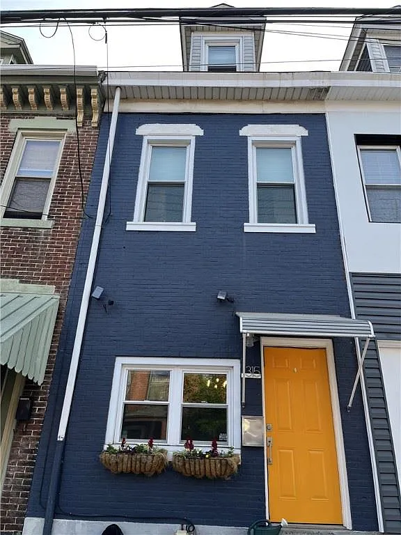 315 39th St photo 1
